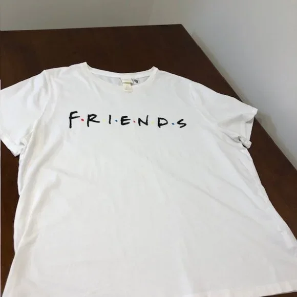 H & M Friends Unisex T-Shirt Size XL. - Picture 4 of 12